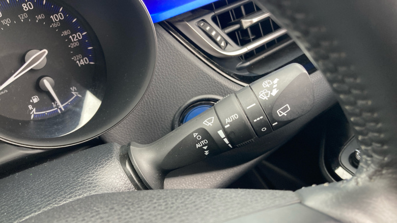 Toyota C-HR 1.8 Hybrid Dynamic 5dr CVT Hybrid Hatchback